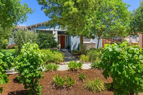Exterior - 8596 Starr Rd, Windsor, CA 95492 photo 2 of 20