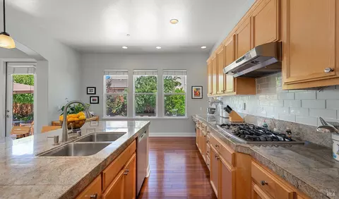 Kitchen - 8596 Starr Rd, Windsor, CA 95492 photo 4 of 4