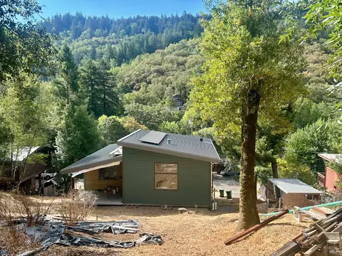 Exterior - 572 Cascade Dr, Fairfax, CA 94930 photo 5 of 7