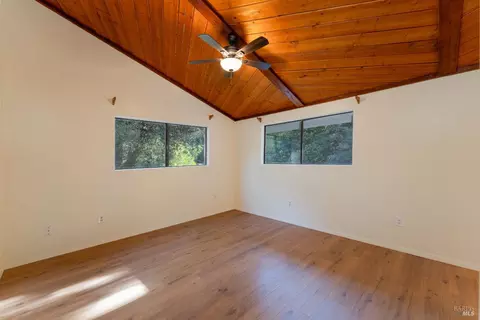 301 Crestview Dr, Ukiah, CA 95482 photo 12