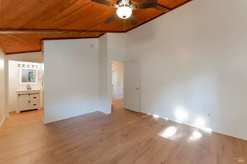 301 Crestview Dr, Ukiah, CA 95482 photo 11