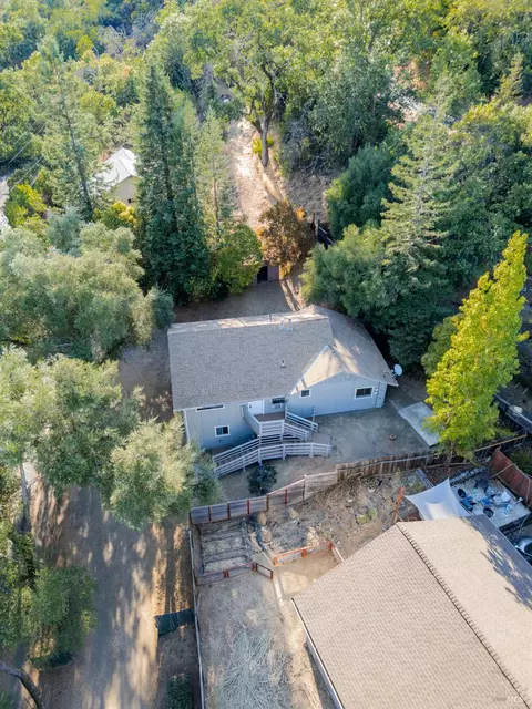 301 Crestview Dr, Ukiah, CA 95482 photo 4