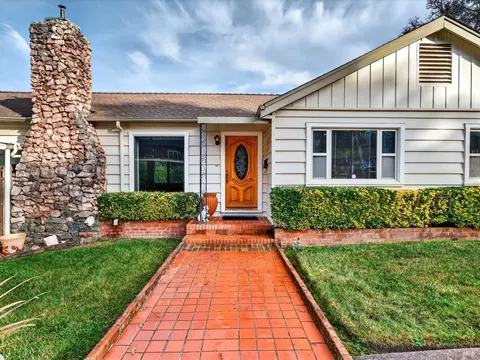640 Dora Ave, Ukiah, CA 95482