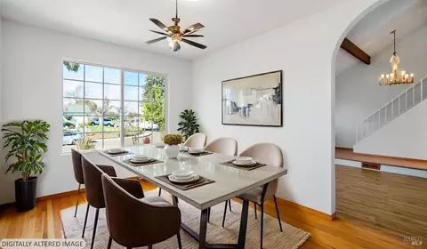 Dining - 1636 Sarkesian Dr, Petaluma, CA 94954 photo 1 of 1