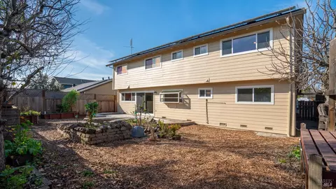 Exterior - 1636 Sarkesian Dr, Petaluma, CA 94954 photo 7 of 7