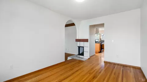 Living - 1636 Sarkesian Dr, Petaluma, CA 94954 photo 7 of 10