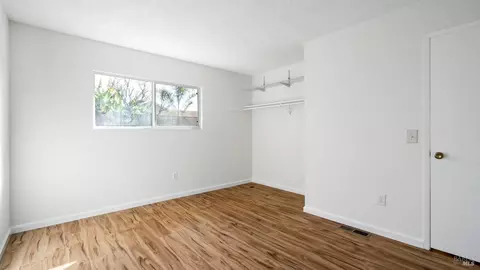 Bedroom - 1636 Sarkesian Dr, Petaluma, CA 94954 photo 2 of 14