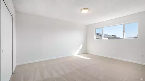 Bedroom - 1636 Sarkesian Dr, Petaluma, CA 94954 photo 5 of 14
