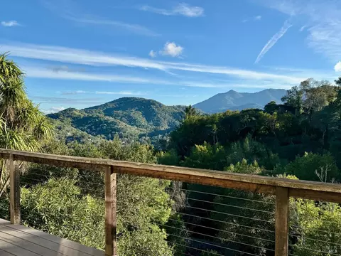 412 Scenic Rd, Fairfax, CA 94930