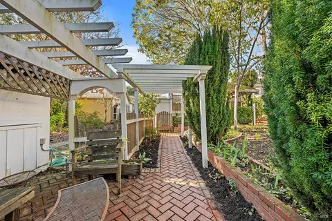 7225 Bodega Ave, Sebastopol, CA 95472 photo 38