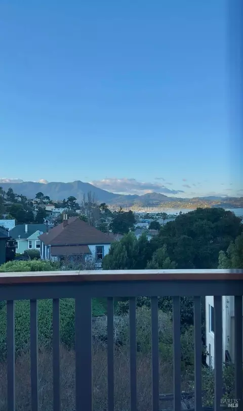 View/Area - 16 Glen Dr, Sausalito, CA 94965 photo 4 of 4