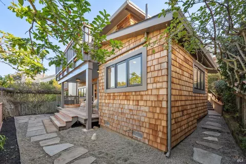 Exterior - 16 Glen Dr, Sausalito, CA 94965 photo 9 of 13