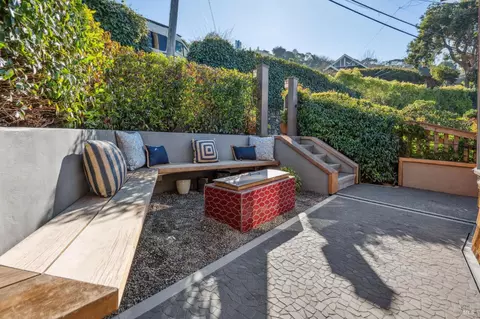 Exterior - 16 Glen Dr, Sausalito, CA 94965 photo 12 of 13