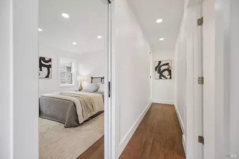 Entry Way - 16 Glen Dr, Sausalito, CA 94965 photo 4 of 4