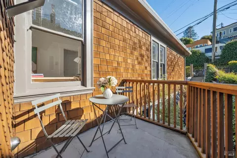 Exterior - 16 Glen Dr, Sausalito, CA 94965 photo 3 of 13
