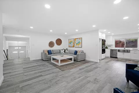 125 Skyline Ct, Vallejo, CA 94591 photo 17