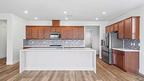 Kitchen - 801 Billhook Dr, Vacaville, CA 95687 photo 1 of 4