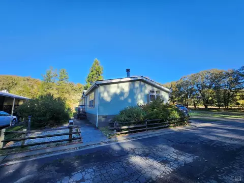 19401 Walker Rd #30, Willits, CA 95490