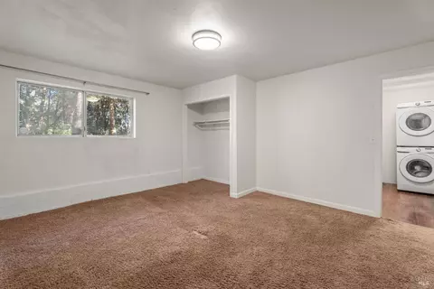 Bedroom - 27214 Bear Dr, Willits, CA 95490 photo 2 of 5