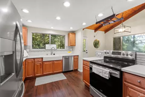 Kitchen - 27214 Bear Dr, Willits, CA 95490 photo 1 of 3