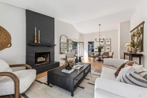 14 Jefferson Ct, Novato, CA 94947