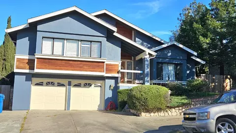 771 Rose Dr, Benicia, CA 94510