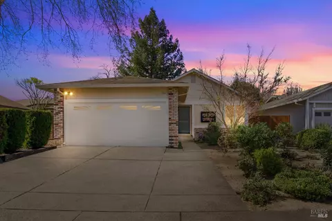 2505 Copperfield Dr, Santa Rosa, CA 95401