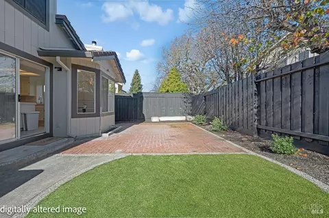 581 Quaking Aspen Ln, Windsor, CA 95492 photo 45
