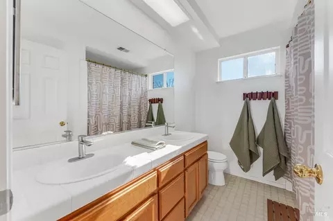 581 Quaking Aspen Ln, Windsor, CA 95492 photo 40