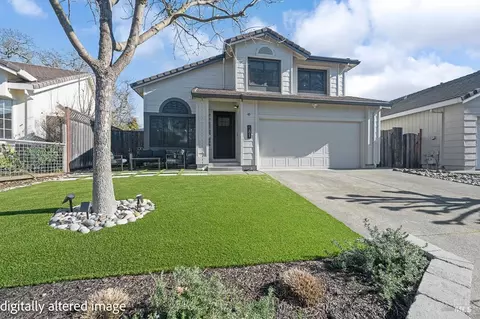 581 Quaking Aspen Ln, Windsor, CA 95492 photo 2