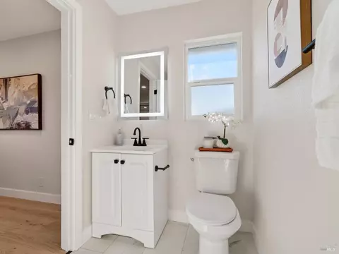 Bath - 138 Dieninger St, Vallejo, CA 94589 photo 4 of 4
