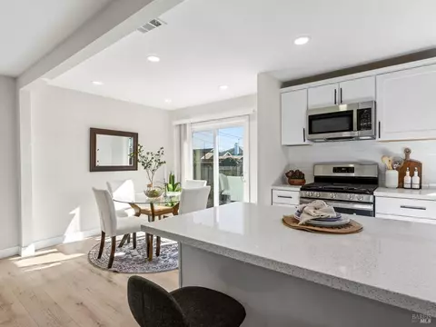 Kitchen - 138 Dieninger St, Vallejo, CA 94589 photo 1 of 4