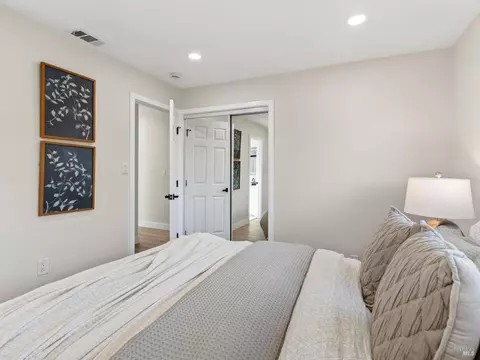 Bedroom - 138 Dieninger St, Vallejo, CA 94589 photo 5 of 5