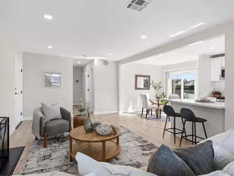 Living - 138 Dieninger St, Vallejo, CA 94589 photo 2 of 3