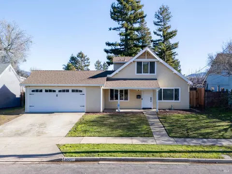 300 Pickwick Dr, Napa, CA 94558