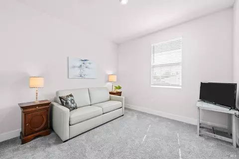 Bedroom - 1532 Base Ct, Dixon, CA 95620 photo 6 of 7
