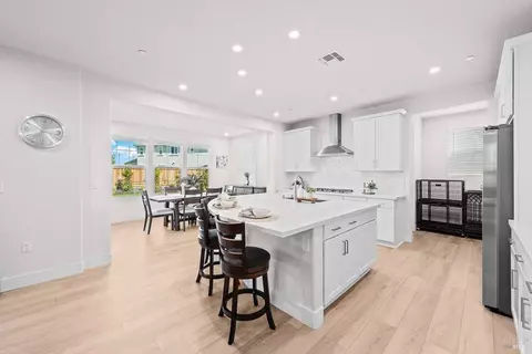 Kitchen - 1532 Base Ct, Dixon, CA 95620 photo 12 of 12