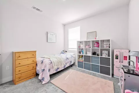 Bedroom - 1532 Base Ct, Dixon, CA 95620 photo 5 of 7