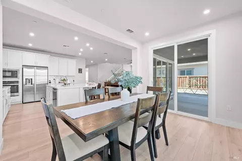 Dining - 1532 Base Ct, Dixon, CA 95620 photo 3 of 3