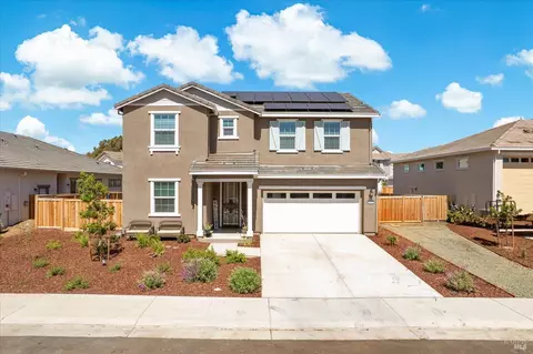 Exterior - 1532 Base Ct, Dixon, CA 95620 photo 2 of 22