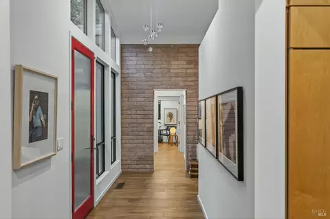 Entry Way - 305 Ashlar Dr, Napa, CA 94558 photo 2 of 3