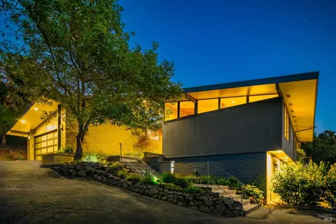 Exterior - 305 Ashlar Dr, Napa, CA 94558 photo 1 of 18