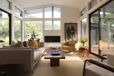 Living - 305 Ashlar Dr, Napa, CA 94558 photo 1 of 5