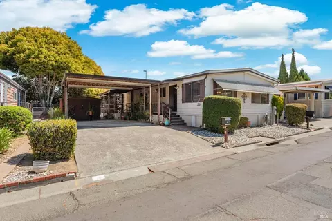30 Constance Dr, Vallejo, CA 94590 photo 3