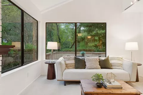 Living - 49 Flicker Dr, Novato, CA 94949 photo 4 of 6