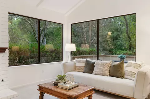 Living - 49 Flicker Dr, Novato, CA 94949 photo 3 of 6