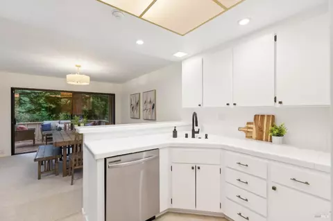 Kitchen - 49 Flicker Dr, Novato, CA 94949 photo 3 of 5