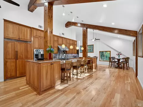 19400 Dorffi Rd, Fort Bragg, CA 95437