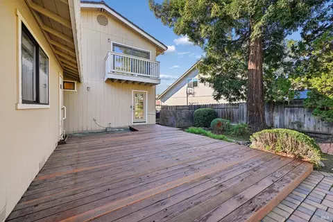 Exterior - 2848 Howe Ct, Fairfield, CA 94534 photo 4 of 6