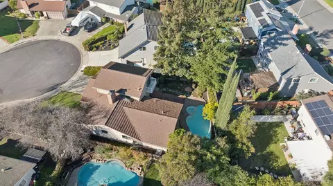 View/Area - 2848 Howe Ct, Fairfield, CA 94534 photo 4 of 6